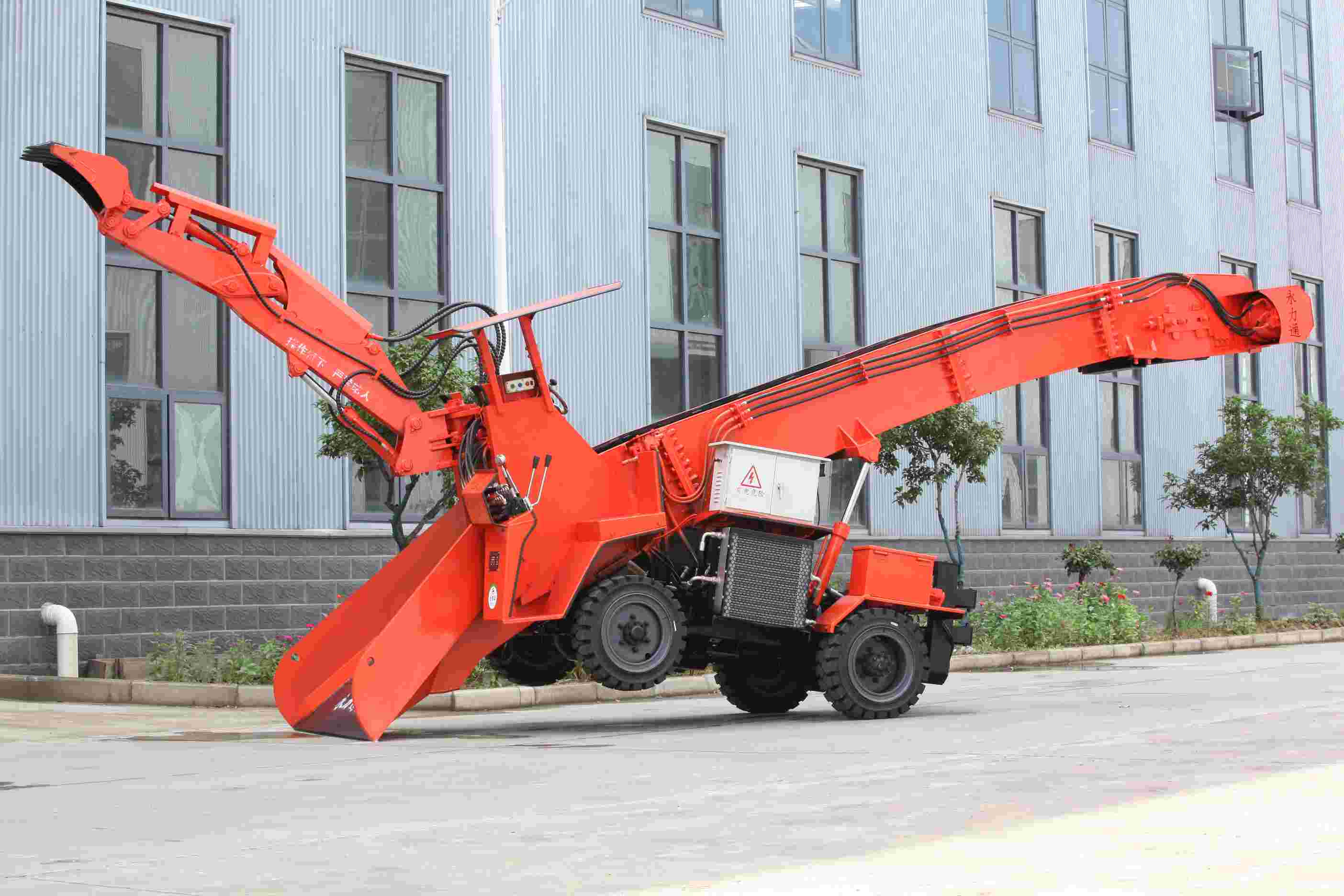 一臺(tái)撬毛臺(tái)車能替代多少名撬毛工？算筆經(jīng)濟(jì)賬