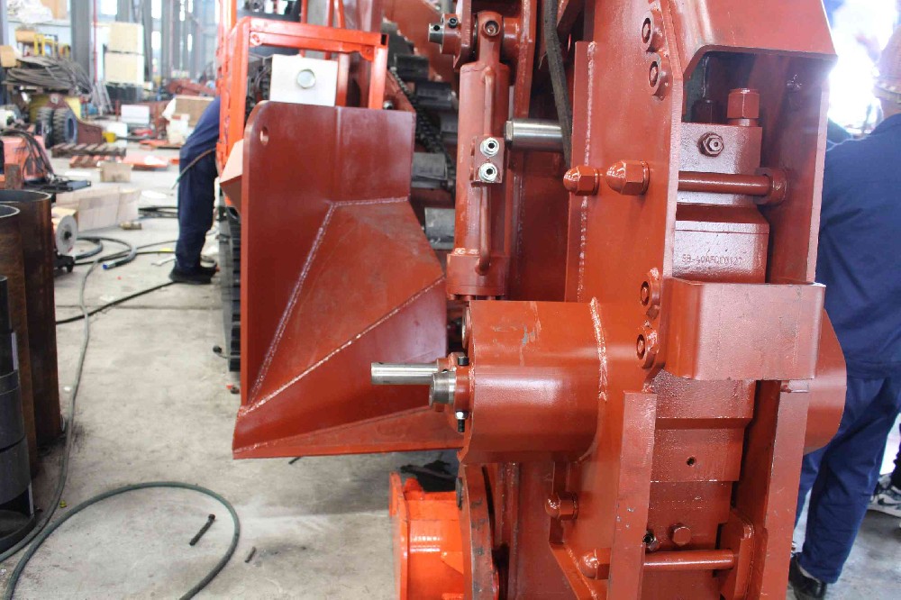 郴州井下扒渣機生產(chǎn)廠家,為引水渠工程提供方案