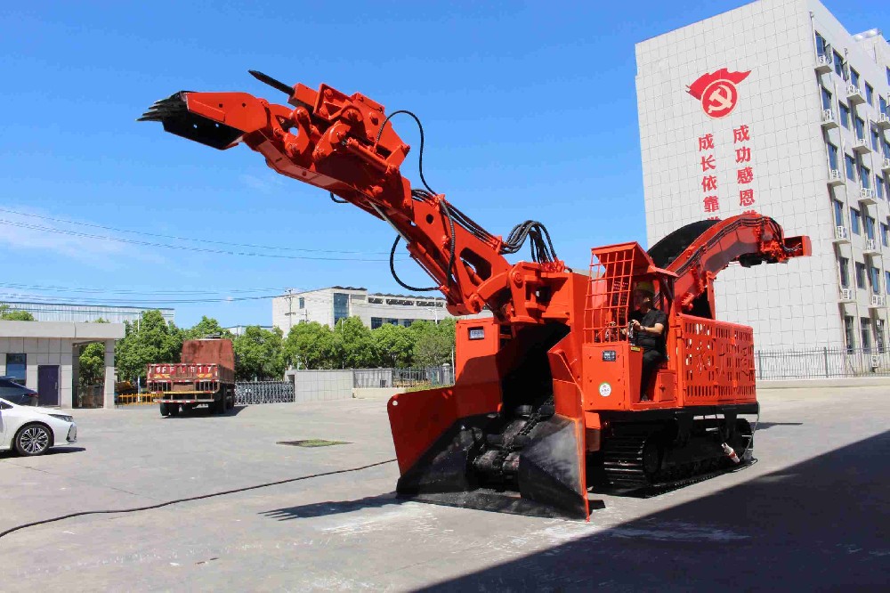 扒渣機在公路隧道施工中的應用與挑戰:應對策略全解析