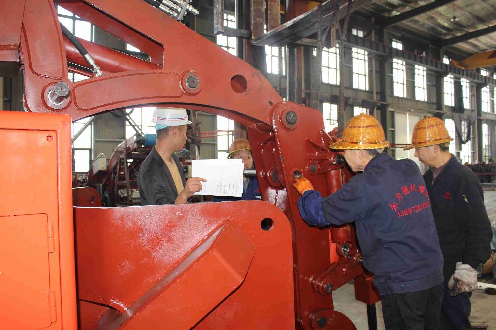 用戶實測：廣安2萬元小扒渣機使用半年后怎么樣？
