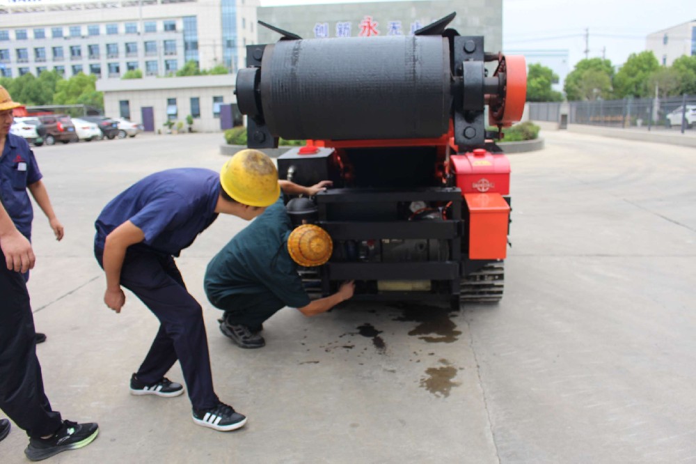 皮帶扒渣機(jī)租賃 vs 購(gòu)買，哪種更劃算？
