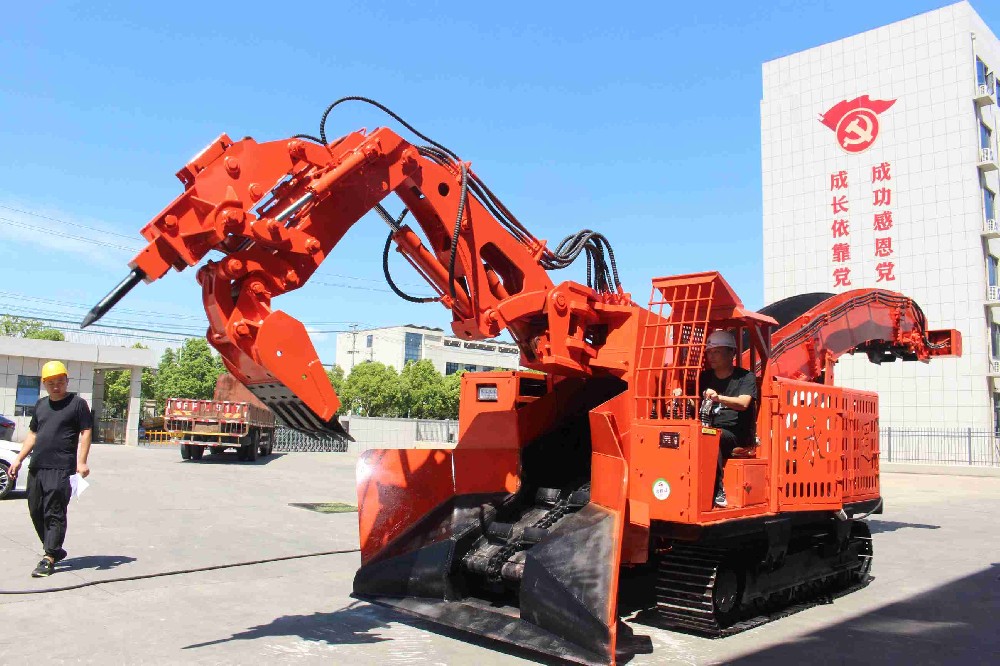 銅仁挖掘式扒渣機租賃 vs 購買，哪個更劃算？
