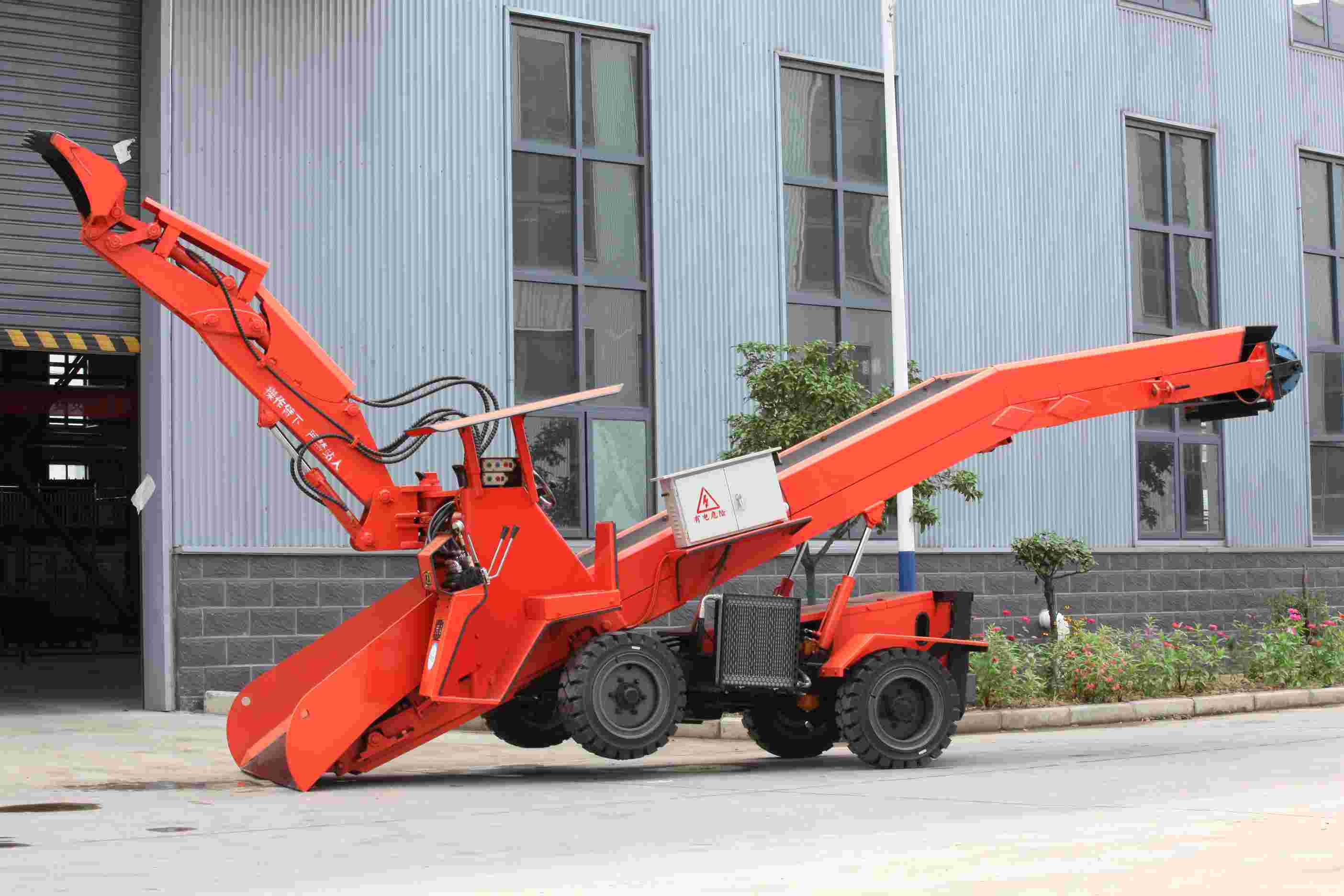 撬毛臺車在搶險救援中的應用：坍塌巷道快速清理