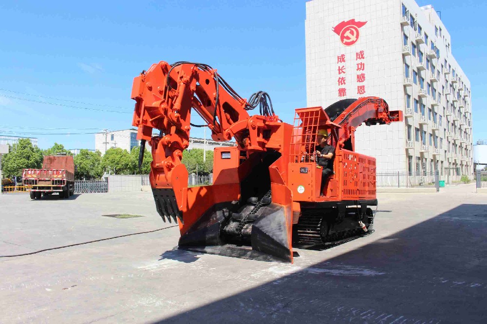 后驅(qū)礦車在水泥廠原料運輸中的成本優(yōu)化報告
