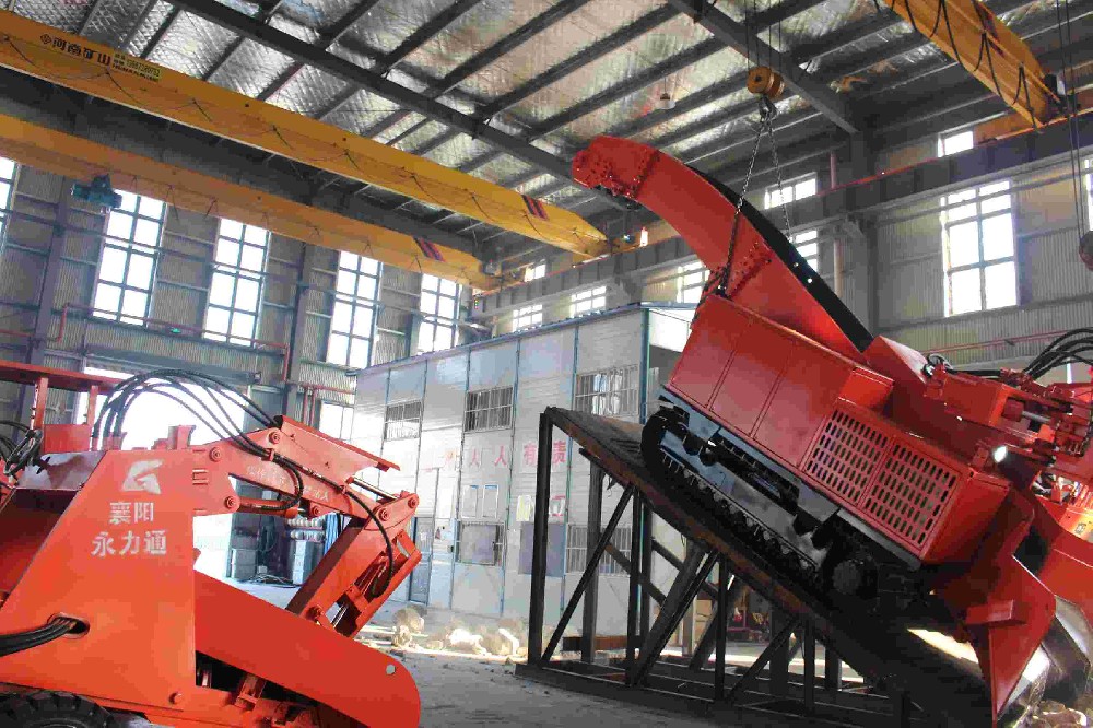 襄陽(yáng)扒渣機(jī)售后電話匯總：24小時(shí)緊急服務(wù)
