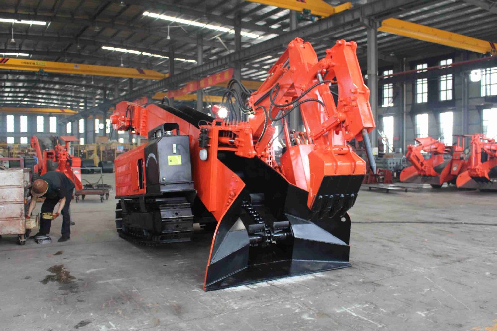 銑挖機與扒渣機區(qū)別：采購別選錯設備！
