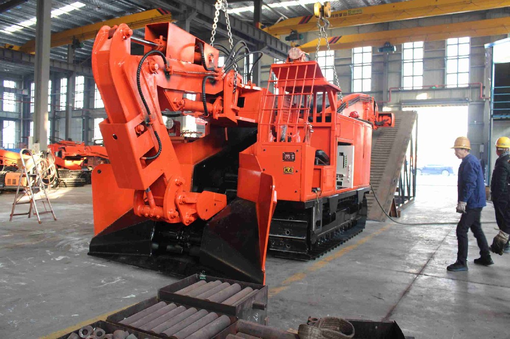 井下運輸車司機的一天:黑暗中的物流英雄