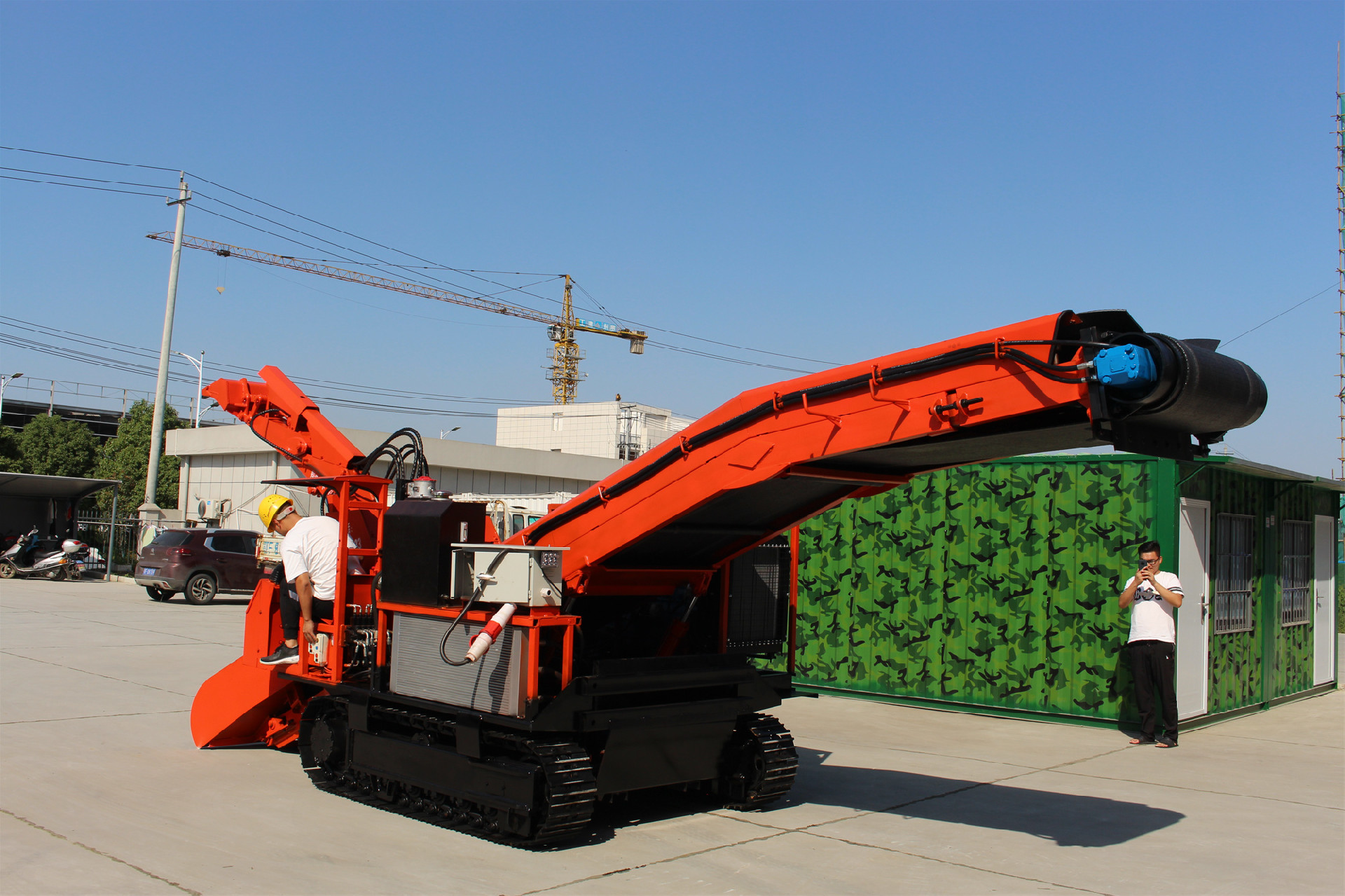 1658996507757191.jpg 120履帶皮帶加柴油機02.jpg